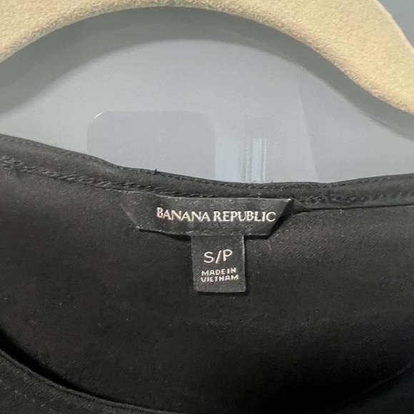 Banana Republic Classic Black Tank Top - Picture 3 of 3